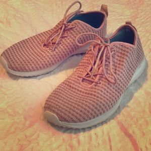 Pink sparkly Tennis shoes/Sneakers